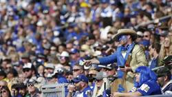 COVID-19 vaccinations required for many sports fans, but not athletes News Clip