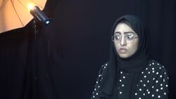 Yemeni sisters snap back at war with photography Instructional Video