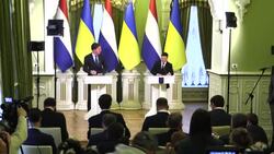 CLEAN : Ukraine leader Zelensky meets Dutch PM Rutte over Russia tensions News Clip