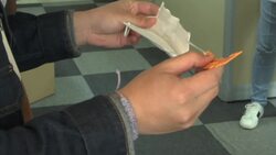 3D printing expert invents device to reduce face mask pain Instructional Video