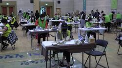 CLEAN : Seoul mask production line overwhelmed by volunteers News Clip