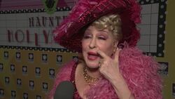 Bette Midler hosts annual Hulaween bash Instructional Video