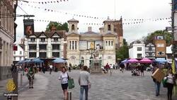 UK to ease travel restrictions for COVID-19 'low risk' countries News Clip