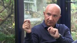 The Strengths of Quantum Cryptography Instructional Video