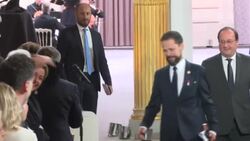 CLEAN : French presidential inauguration: Arrival of former French presidents News Clip