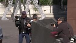 William H Macy arrives at court after wife Felicity Huffman is charged in a sweeping college admissions bribery scam Instructional Video