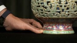 CLEAN : Rare Chinese vase found in a house full of cats to go under the hammer News Clip