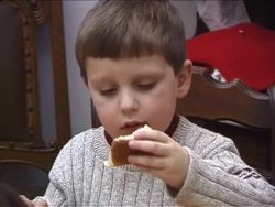 What Do Living Things Need?: a Place to Live Instructional Video