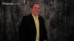 How to Pick Men's Fashions That Make You Look Thinner Instructional Video