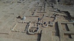 CLEAN : Israel uncovers rare early mosque in Negev News Clip