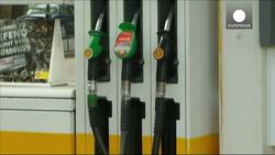 Shell announces profit slump ahead of BG takeover vote News Clip