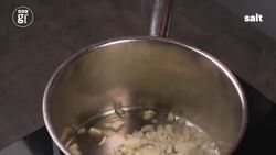 Spicy pumpkin soup Instructional Video