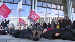 CLEAN : Demonstration in Paris of magistrates, lawyers and clerks who denounce "a justice in danger" News Clip