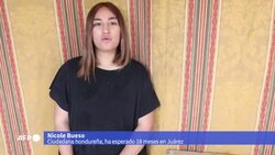 VOICED : Migrantes celebran fin del programa migratorio de Trump "Quédate en México" News Clip