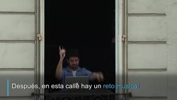 CLEAN : Un reto musical para sobrellevar la cuarentena en una calle de París News Clip