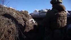 CLEAN : Ukrainian soldiers on eastern frontline doubt Putin's policy will change News Clip