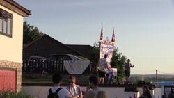 Teenager raises £1,000 by singing for neighbours ahead of every Clap For Carers News Clip