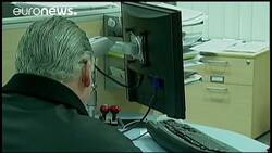 UK jobless rate falls to 11-year low News Clip