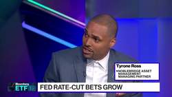 The Week in ETFs: Inflows Return, UFC Fighter Sponsored by Pot ETF & Potential Bitcoin ETFs News Clip