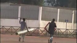 CLEAN : Looting erupts in Bangui after resignation News Clip