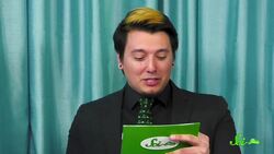 Anal Jets and Frog Urine | SciShow Quiz Show Instructional Video