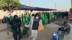 CLEAN : People queue for oxygen as Peru faces fierce pandemic second wave News Clip