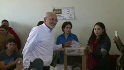 CLEAN : Bolivian opposition candidate Carlos Mesa votes News Clip