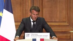 CLEAN : Macron announces a €500 million "fund for educational innovation" News Clip