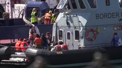 Migrants offloaded from Border Force patrol boat News Clip