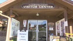 Shutdown stalls commerce near Yosemite News Clip