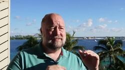 What Consumers Should Know about Affiliate Marketing - Are the influencers lying? Instructional Video