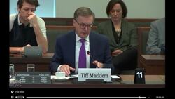 Macklem says 'there is a limit' on how much Canadian and U.S. rates can diverge News Clip