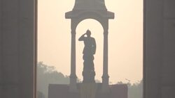 CLEAN : Post-Diwali Delhi wakes to toxic firecracker smog News Clip