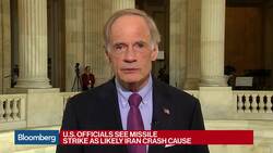 Pelosi Should Stick to Her Guns on Impeachment, Senator Carper Says News Clip