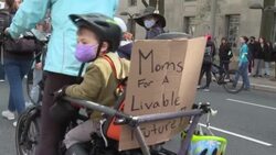 CLEAN : Young Americans join global climate protest in Washington, DC News Clip