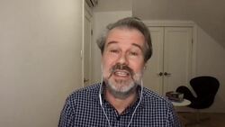 Don't trust a negative rapid test for New Year's parties, says specialist News Clip