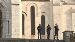 CLEAN : Coronavirus: Paris's Sacre-Coeur near-empty on day 22 of lockdown News Clip