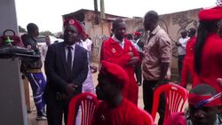 CLEAN : Uganda: Bobi Wine reacts to ban on signature red beret News Clip