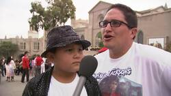 Michael Jackson fans mourn pop star’s death at burial site News Clip