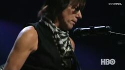 "Iconic, genius guitar player" Jeff Beck dies aged 78 News Clip