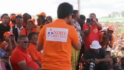 Rajoelina rally on last day of campaigning in presidential runoff Instructional Video