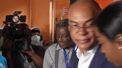 CLEAN : Angolan elections: opposition leader Adalberto Costa Junior casts his vote News Clip
