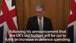 Starmer accuses Farage of ‘fawning’ over Putin as he defends increase in defence spending News Clip