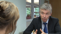 Performance Review and Career Planning for Employees Instructional Video