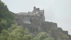 UK: A gun salute has been fired around the UK and in overseas territories at 13:00 BST as the country mourns the death of Queen Elizabeth II. News Clip