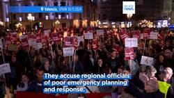 Tens of thousands demand resignation of regional officials one month after Valencia floods News Clip