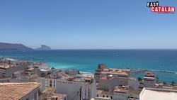 Easy Catalan 27 - Visiting Altea-with subs Instructional Video