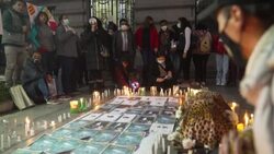 CLEAN : Bolivians hold symbolic funeral for animals found dead at zoo News Clip