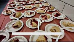 Student volunteers spend Thanksgiving feeding North Brooklyn community News Clip