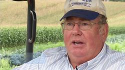 Revolutionizing Harvest: The Comfort-Focused Crop Picker Instructional Video